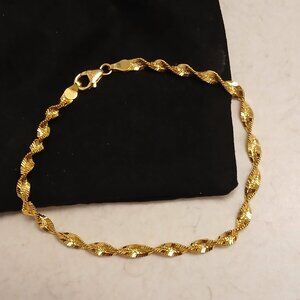 Sterling Silver Debut Twisted Herringbone Bracelet